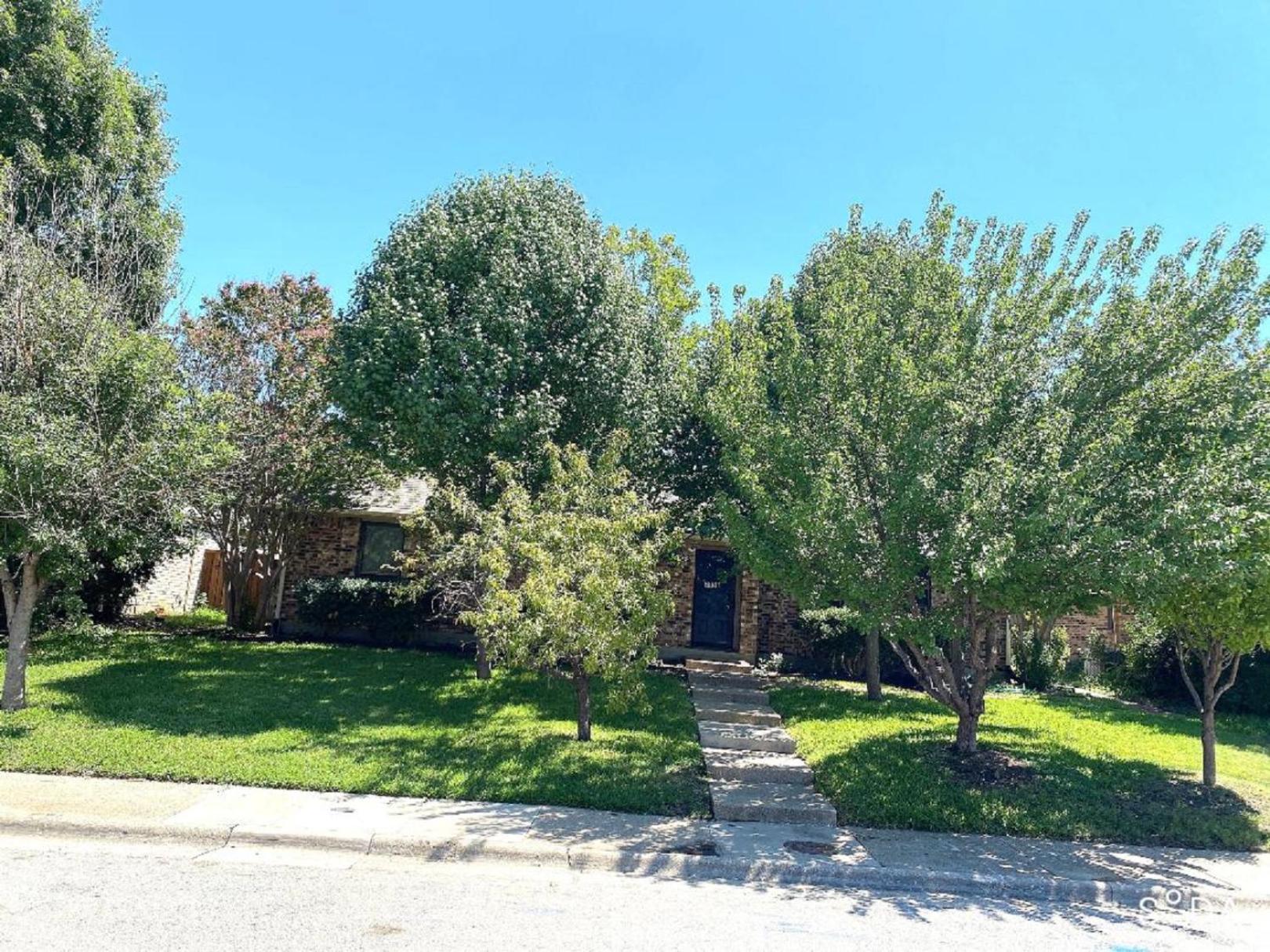 Homestayyy Dallas Exterior photo